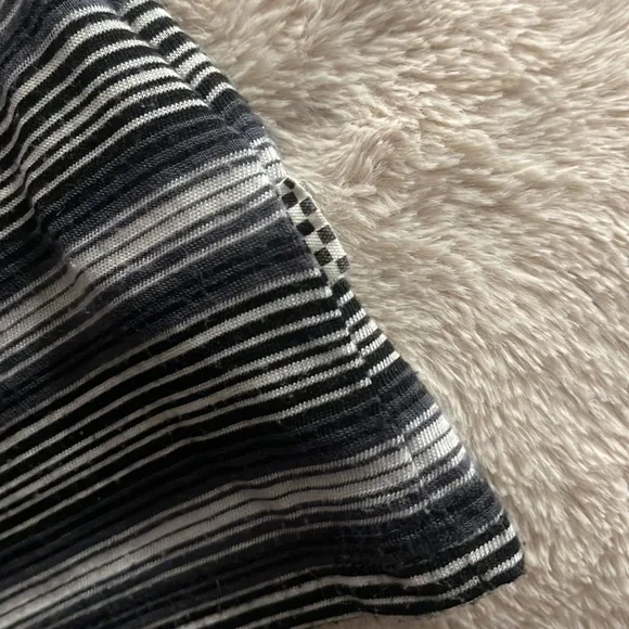 Juniors Small Vans tshirt - Picture 3 of 6